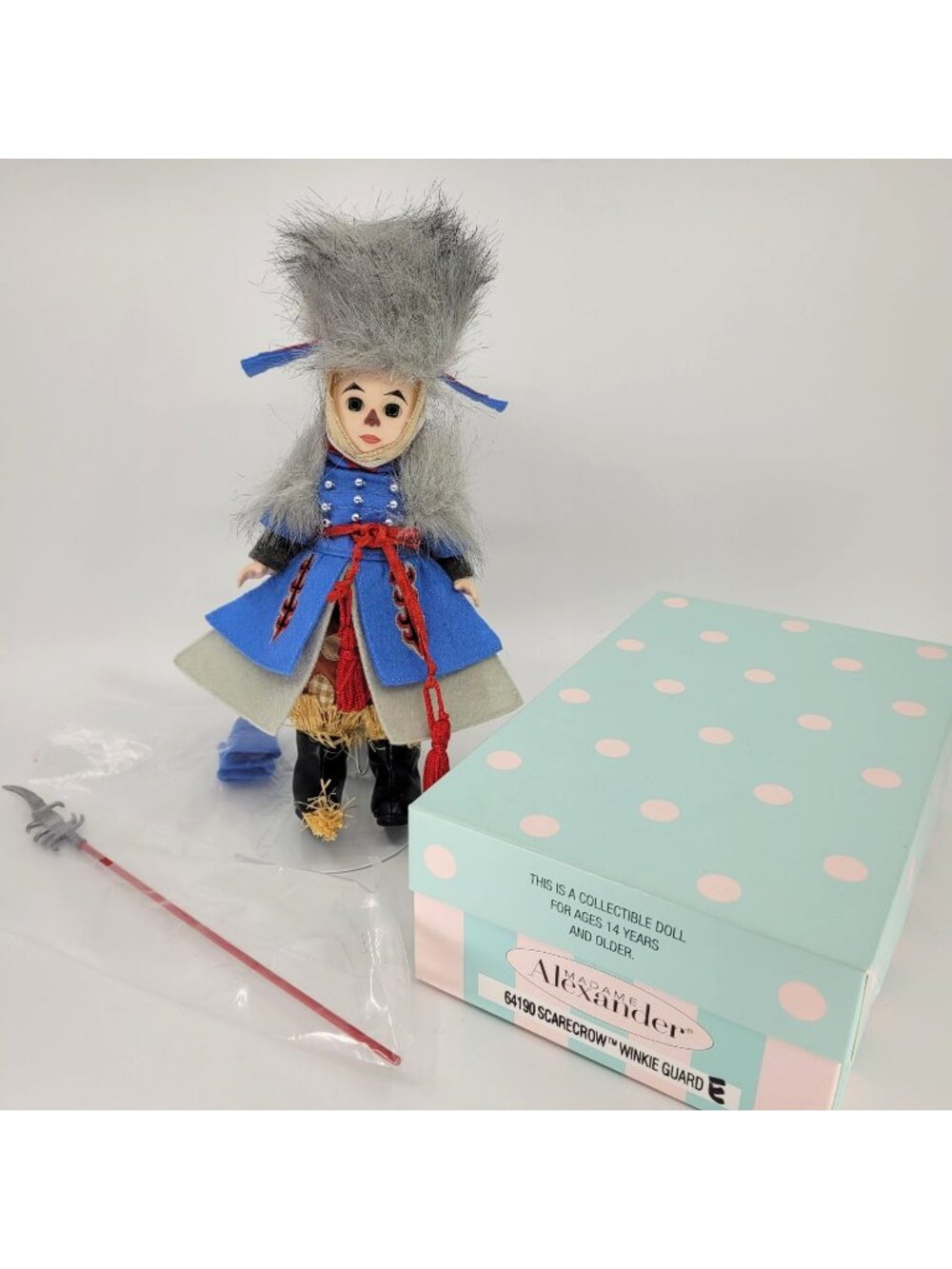 Madame Alexander Scarecrow Winkie Guard 8" Doll 64190 Box & Accessories
